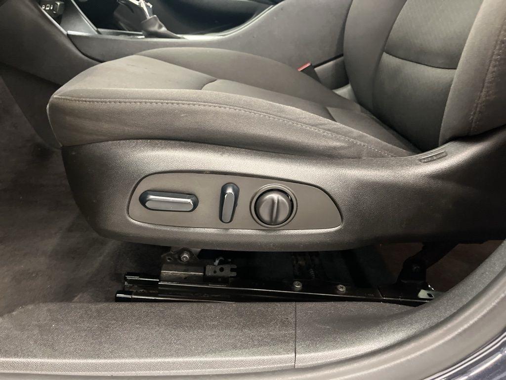 Chevrolet Malibu 4dr Sdn LT 2022