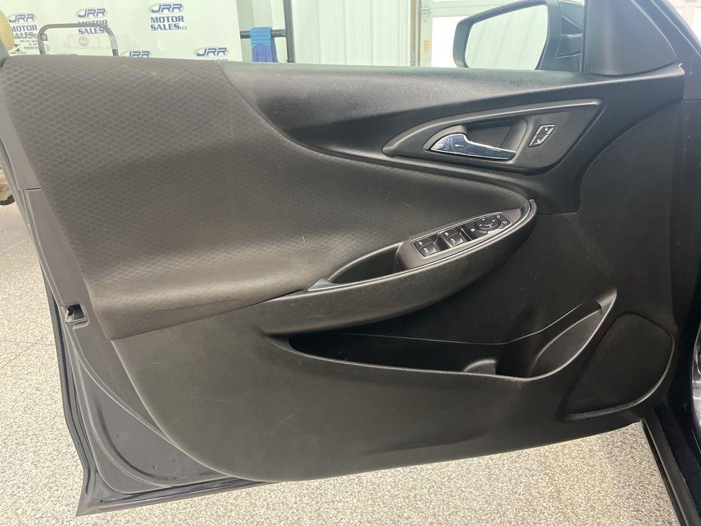 Chevrolet Malibu 4dr Sdn LT 2022