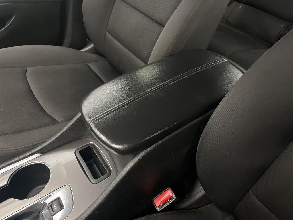 Chevrolet Malibu 4dr Sdn LT 2022