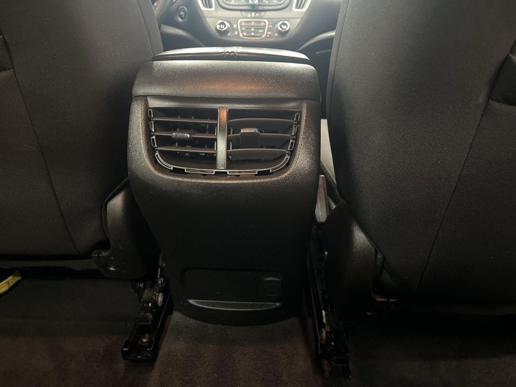 Chevrolet Malibu 4dr Sdn LT 2022