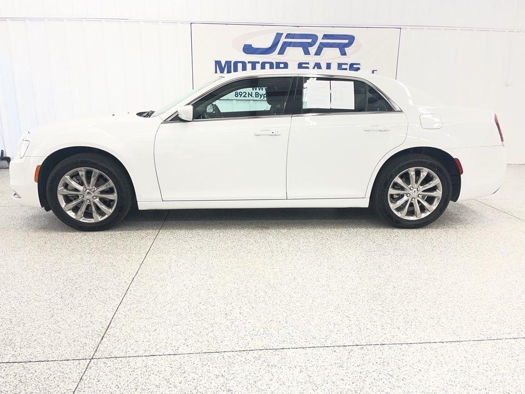 Chrysler 300 Touring AWD 2022