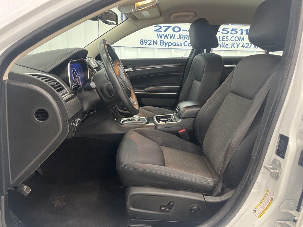 Chrysler 300 Touring AWD 2022