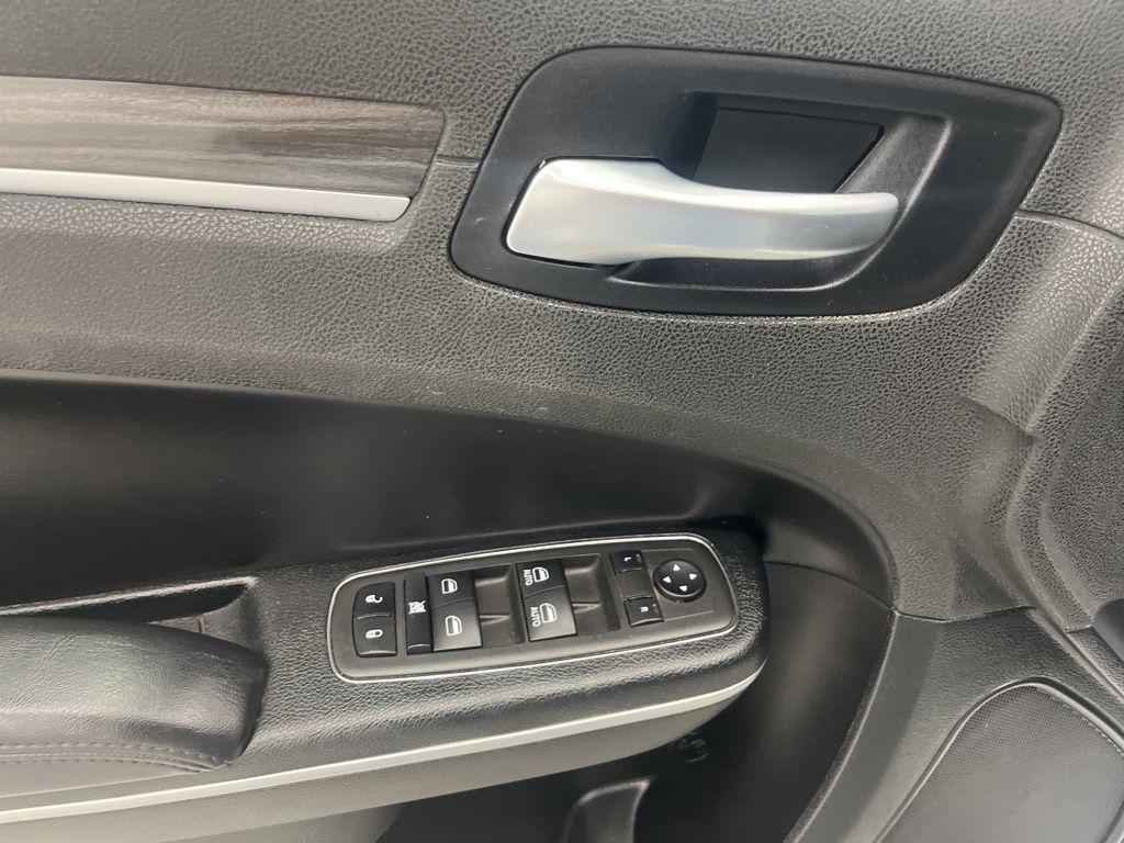 Chrysler 300 Touring AWD 2022