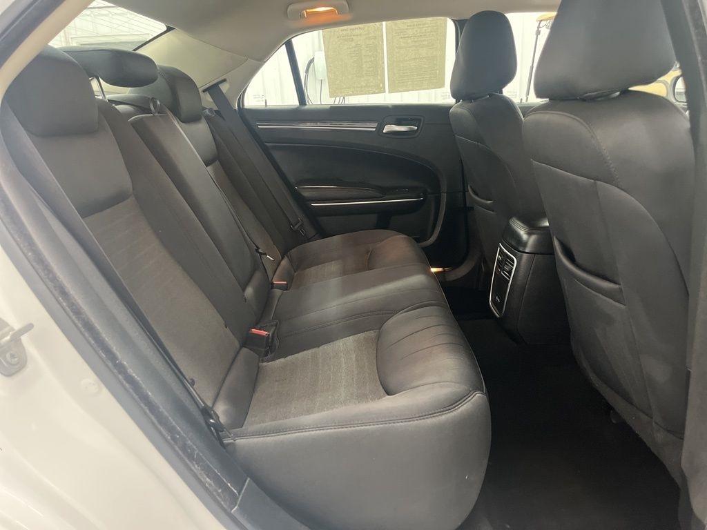 Chrysler 300 Touring AWD 2022