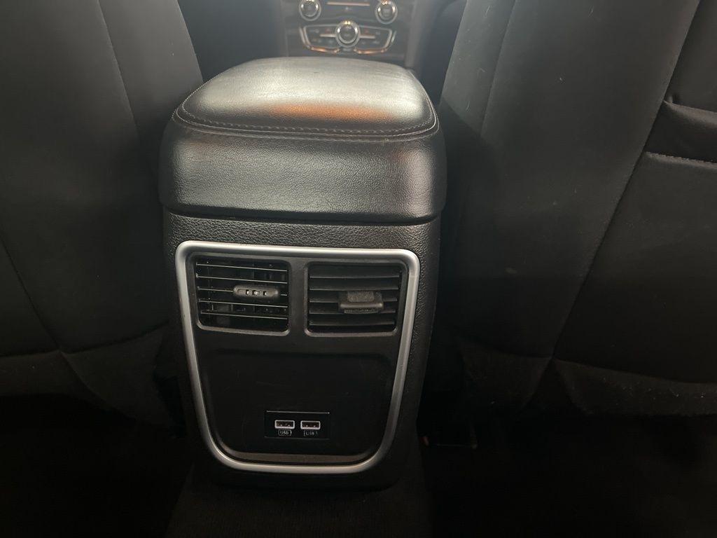 Chrysler 300 Touring AWD 2022