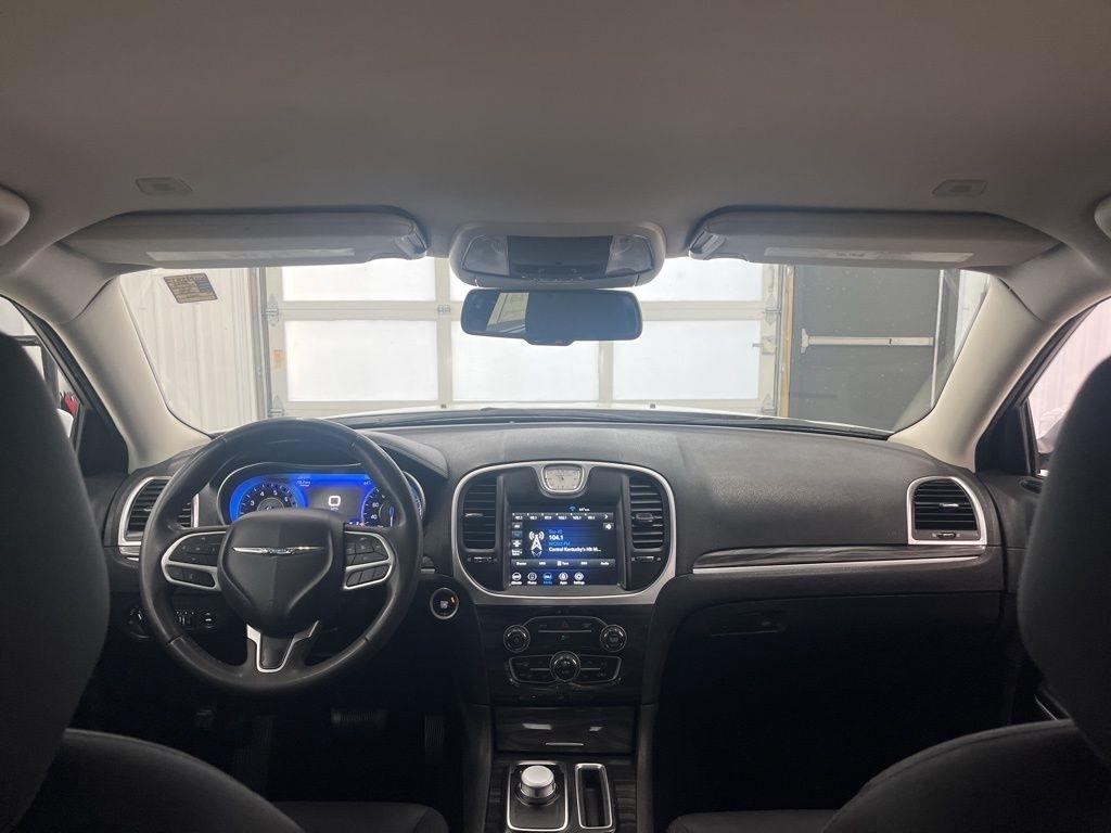 Chrysler 300 Touring AWD 2022