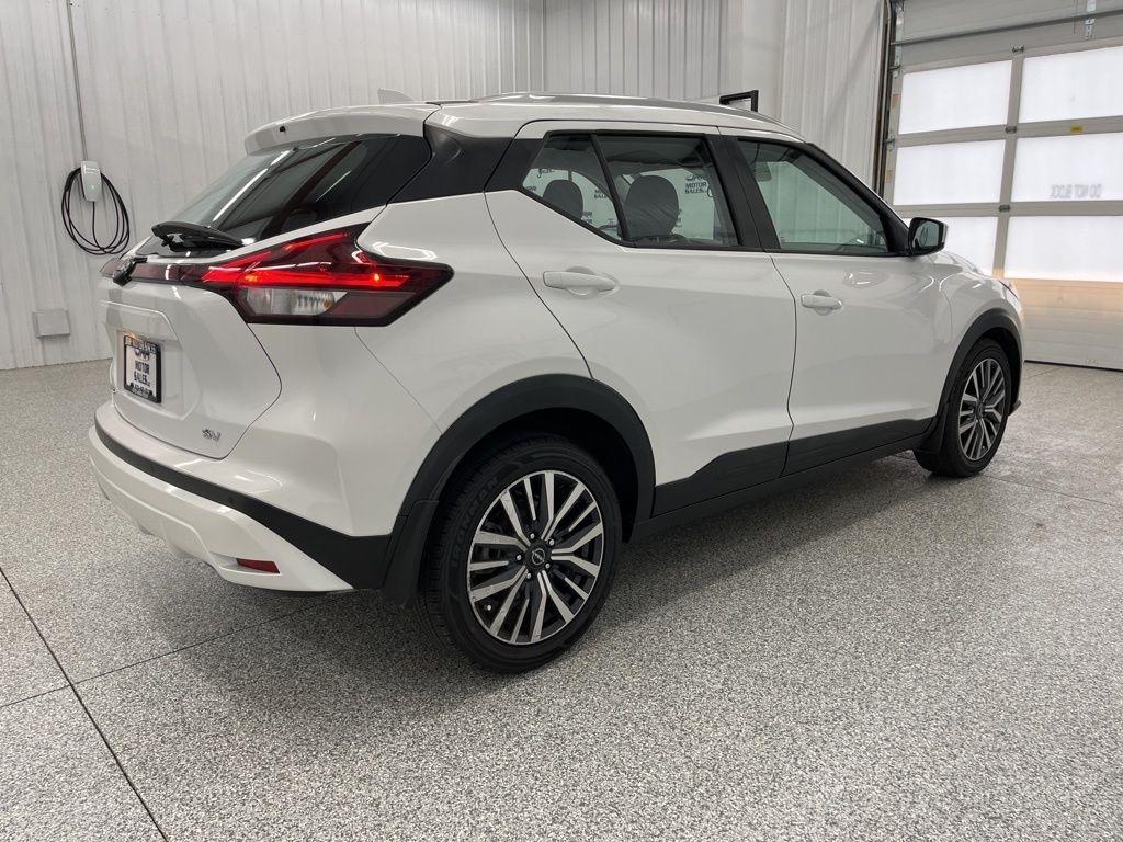 Nissan Kicks SV FWD 2022