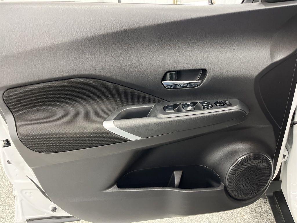 Nissan Kicks SV FWD 2022