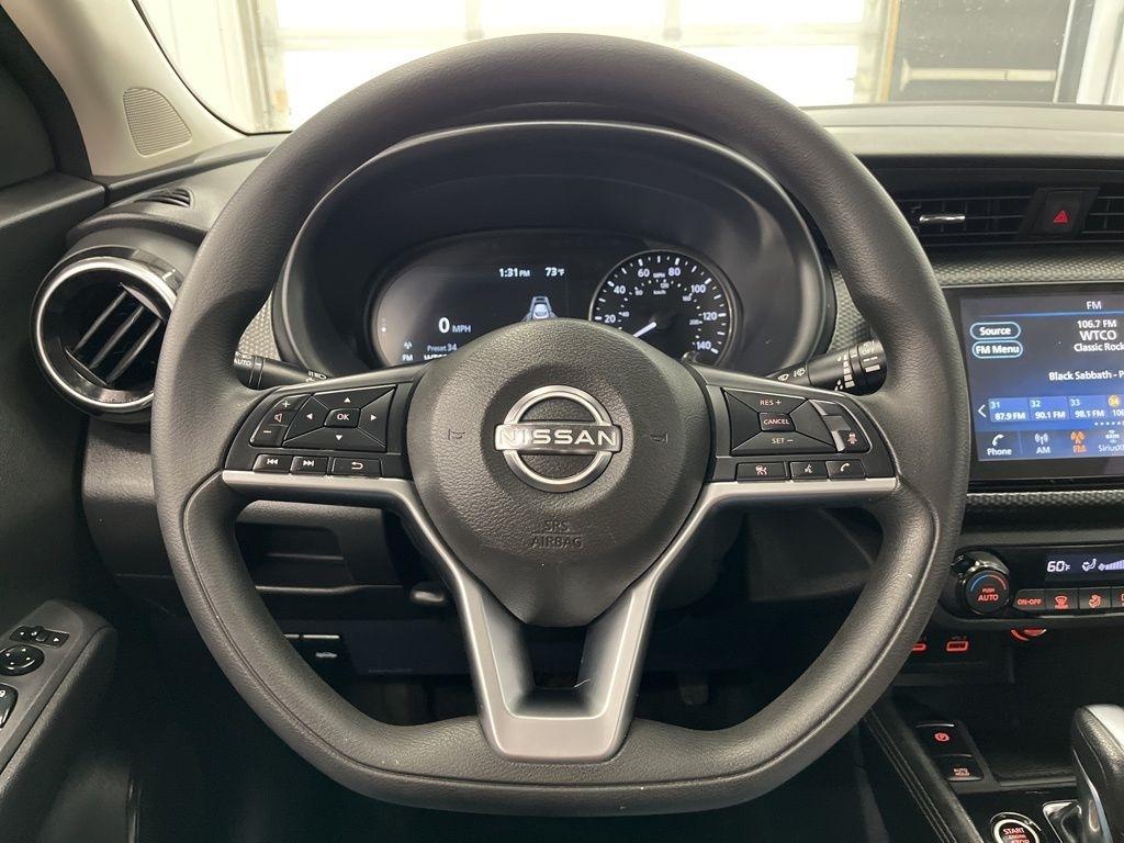 Nissan Kicks SV FWD 2022