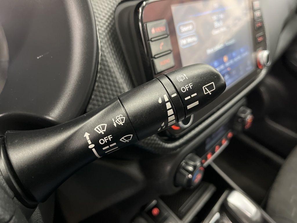 Nissan Kicks SV FWD 2022