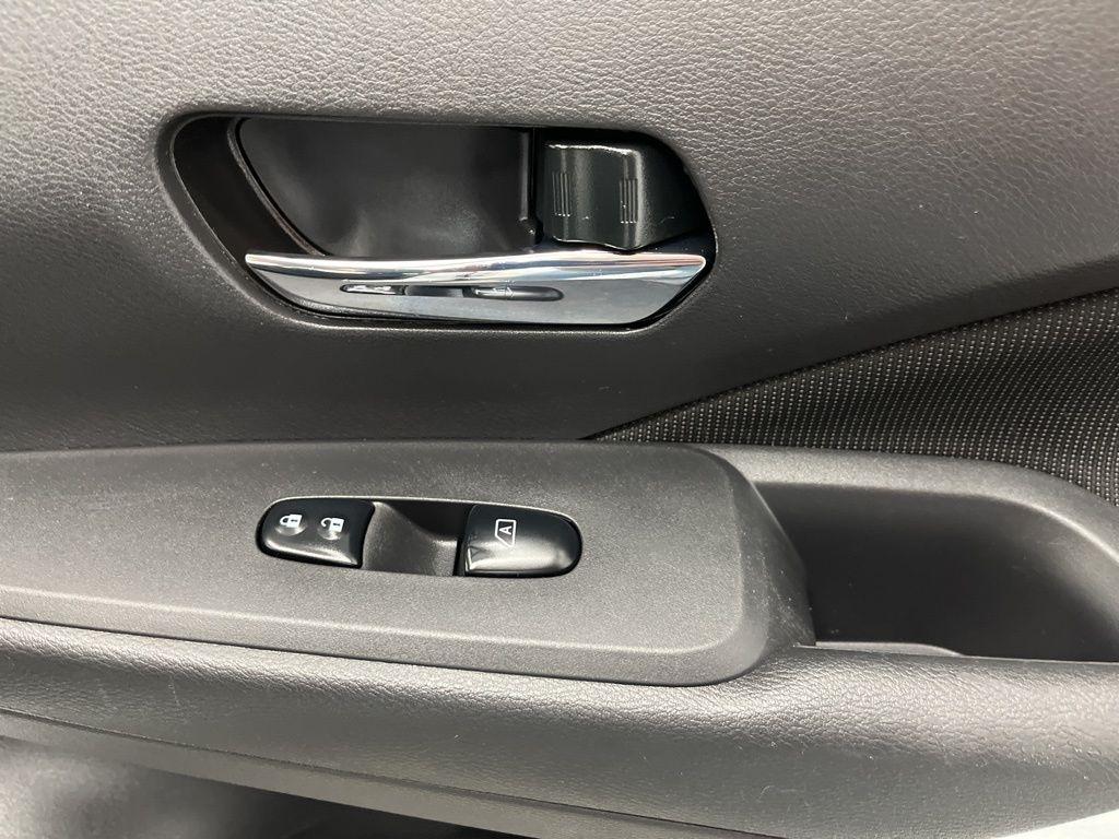 Nissan Kicks SV FWD 2022