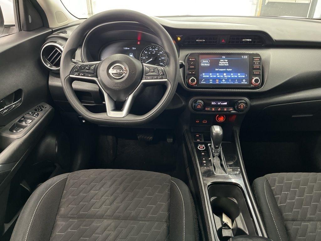 Nissan Kicks SV FWD 2022