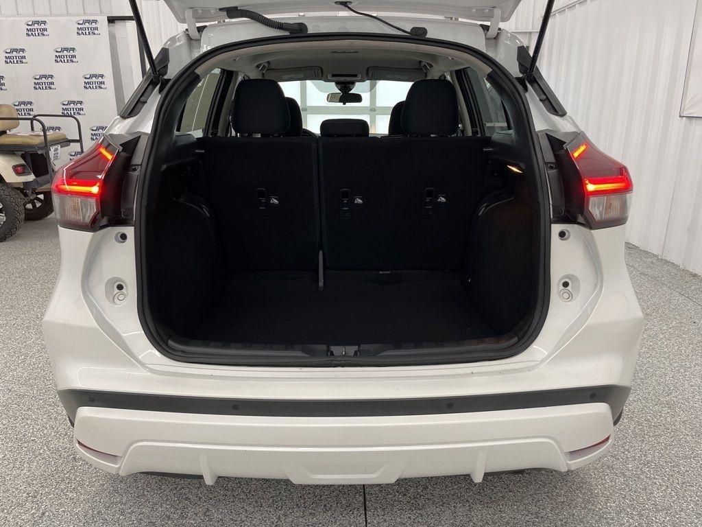 Nissan Kicks SV FWD 2022