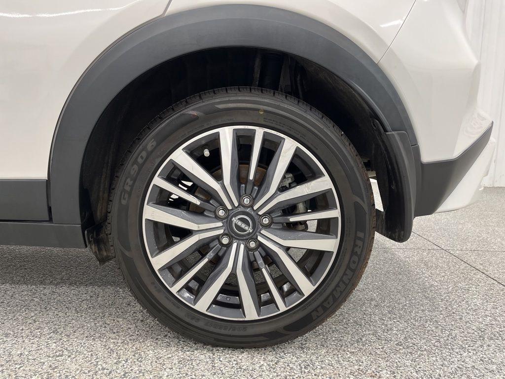 Nissan Kicks SV FWD 2022