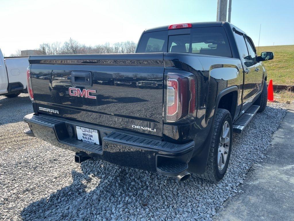 GMC Sierra 1500 4WD Crew Cab 143.5" Denali 2017
