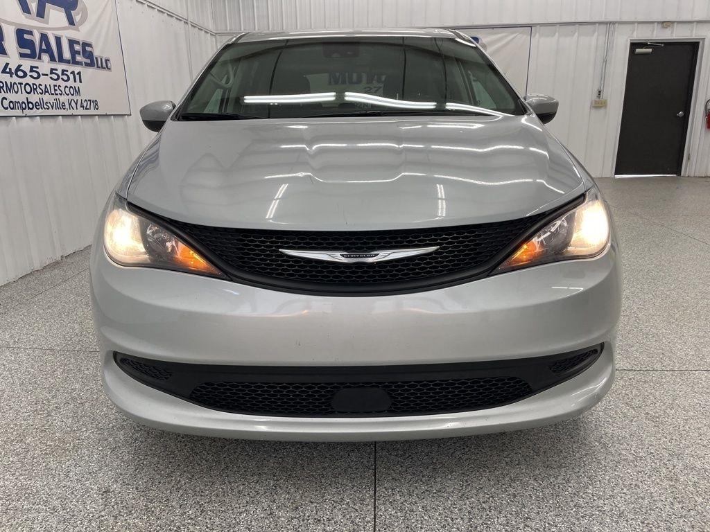 Chrysler Voyager LX FWD 2023