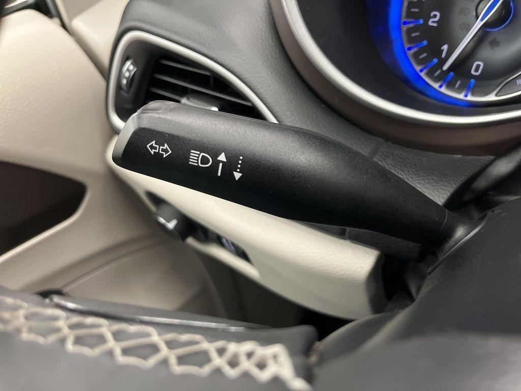 Chrysler Voyager LX FWD 2023