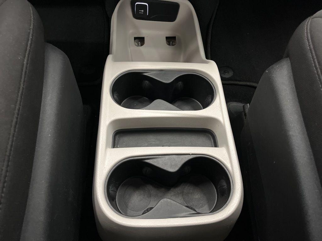 Chrysler Voyager LX FWD 2023