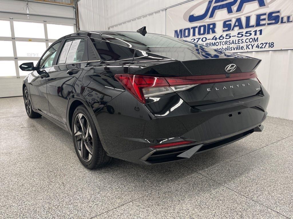 Hyundai Elantra Limited IVT 2023