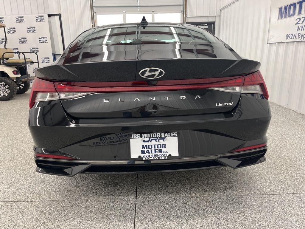 Hyundai Elantra Limited IVT 2023