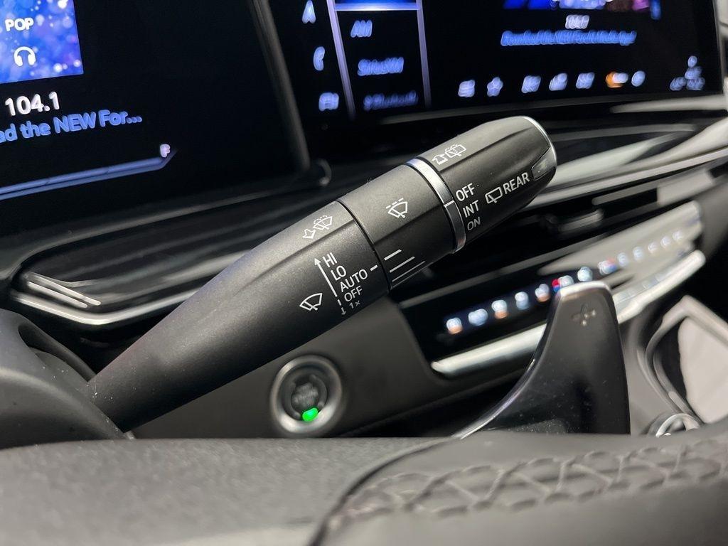 Cadillac Escalade AWD 4dr V-Series 2024