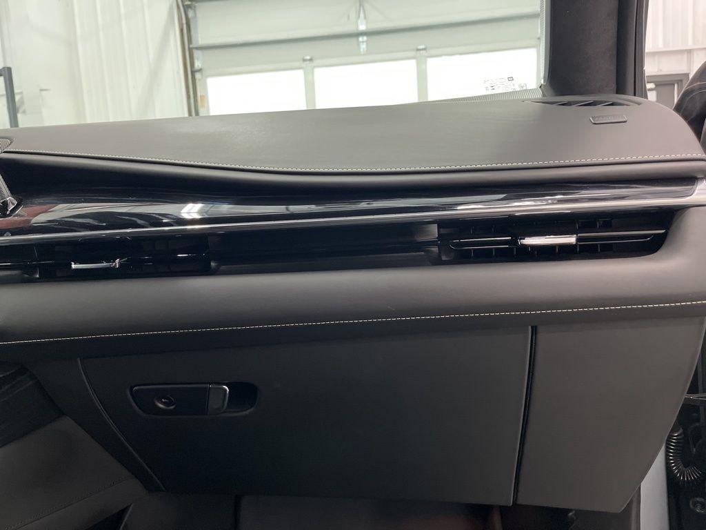 Cadillac Escalade AWD 4dr V-Series 2024