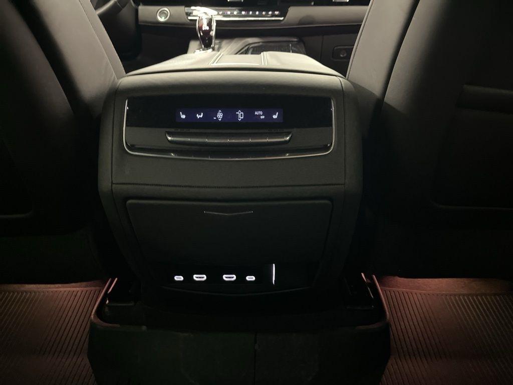 Cadillac Escalade AWD 4dr V-Series 2024