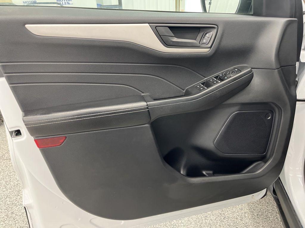 Ford Escape SE Hybrid FWD 2022