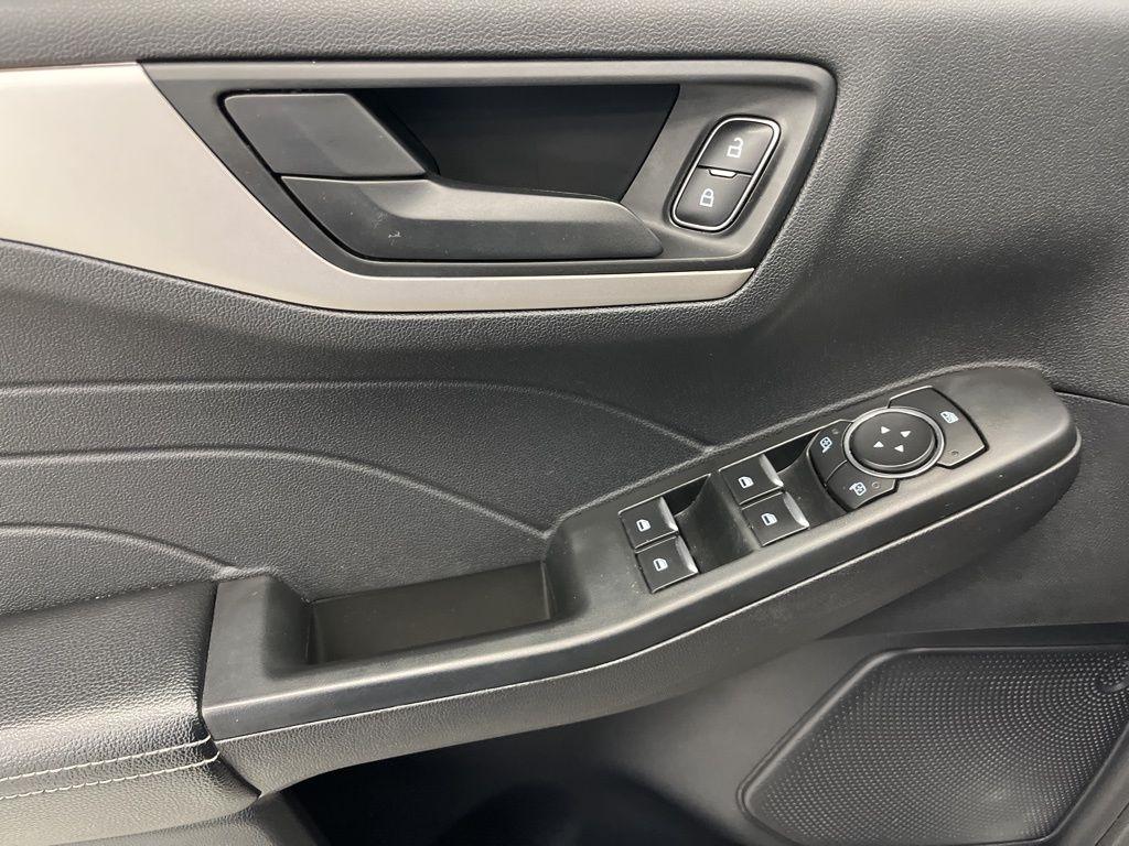 Ford Escape SE Hybrid FWD 2022