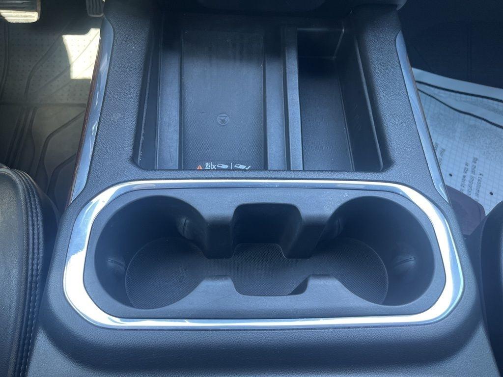 Chevrolet Silverado 3500HD 4WD Crew Cab 172" High Country 2023