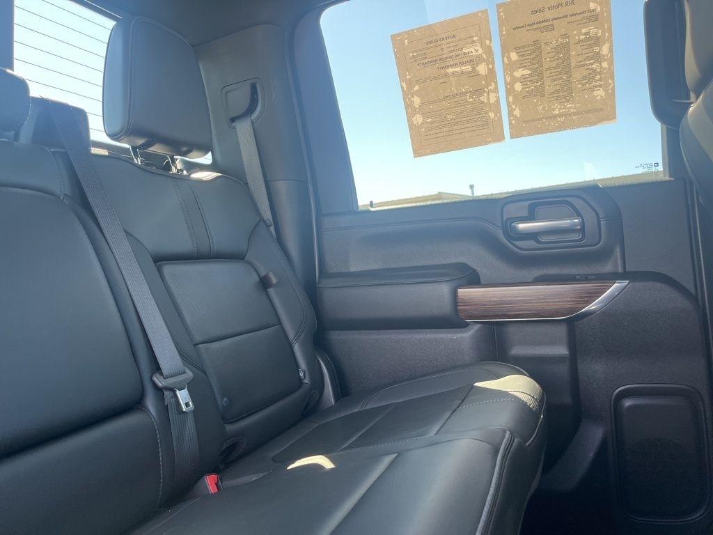 Chevrolet Silverado 3500HD 4WD Crew Cab 172" High Country 2023