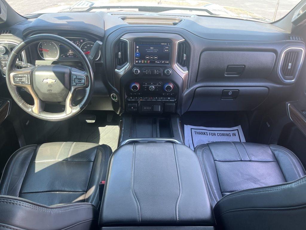 Chevrolet Silverado 3500HD 4WD Crew Cab 172" High Country 2023