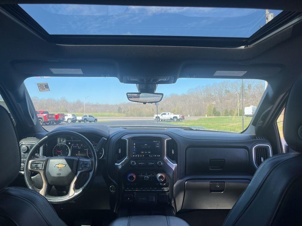 Chevrolet Silverado 3500HD 4WD Crew Cab 172" High Country 2023