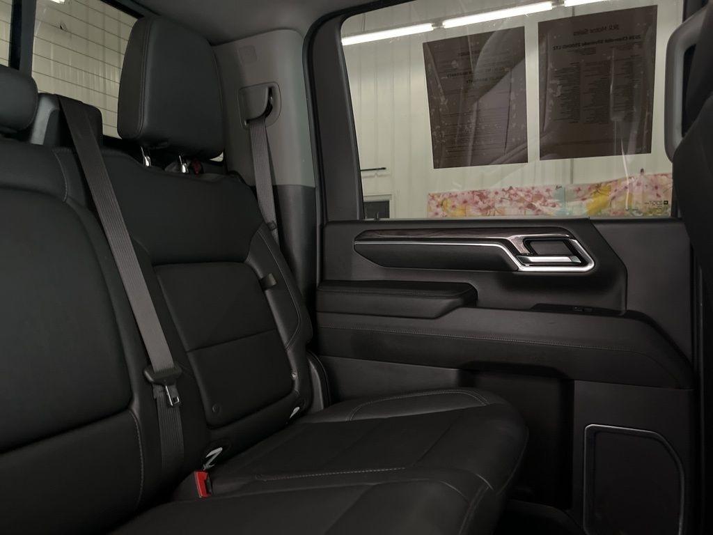 Chevrolet Silverado 2500HD 4WD Crew Cab 159" LTZ 2024