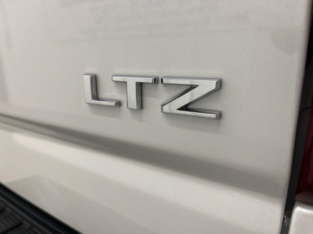 Chevrolet Silverado 2500HD 4WD Crew Cab 159" LTZ 2024