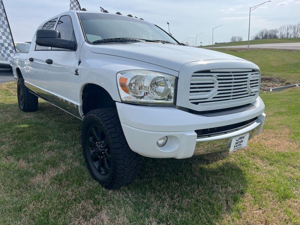 Dodge Ram 3500 4WD Mega Cab 160.5" DRW Laramie 2007