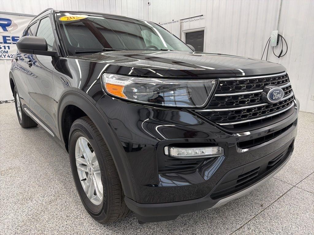 Ford Explorer XLT 4WD 2023