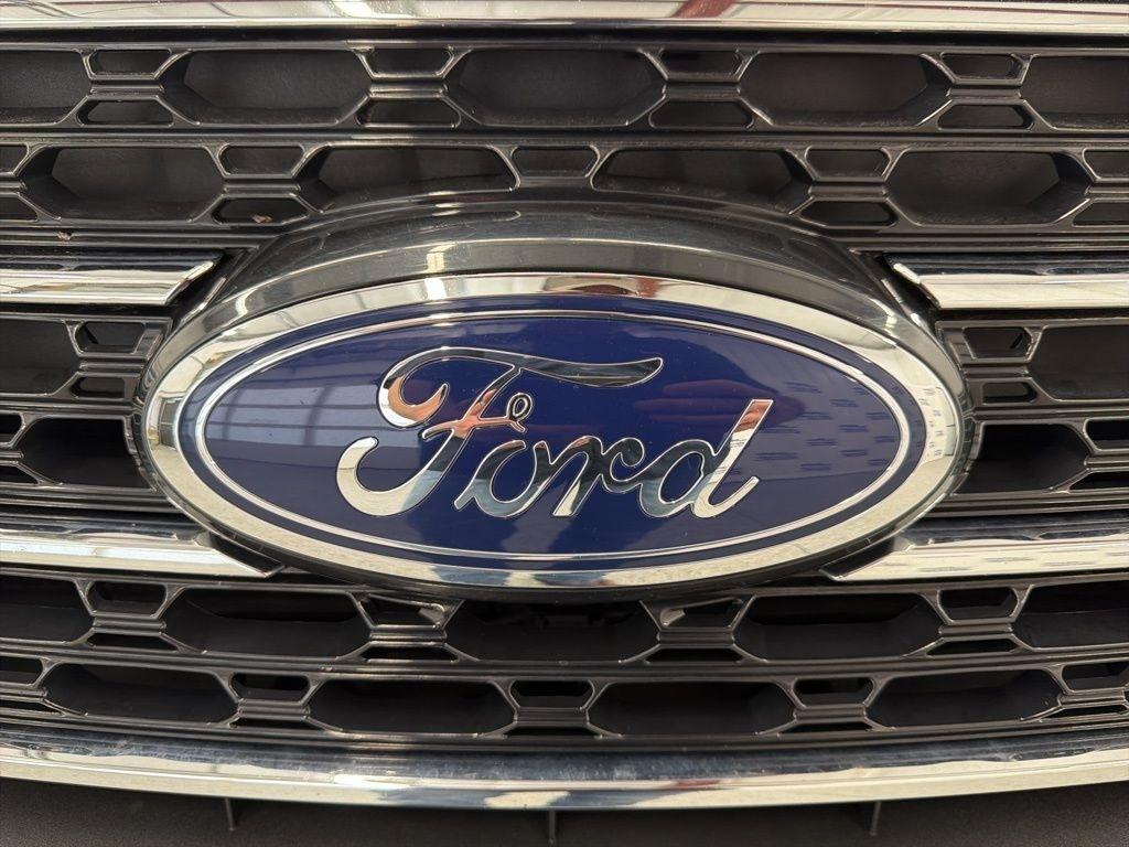 Ford Explorer XLT 4WD 2023