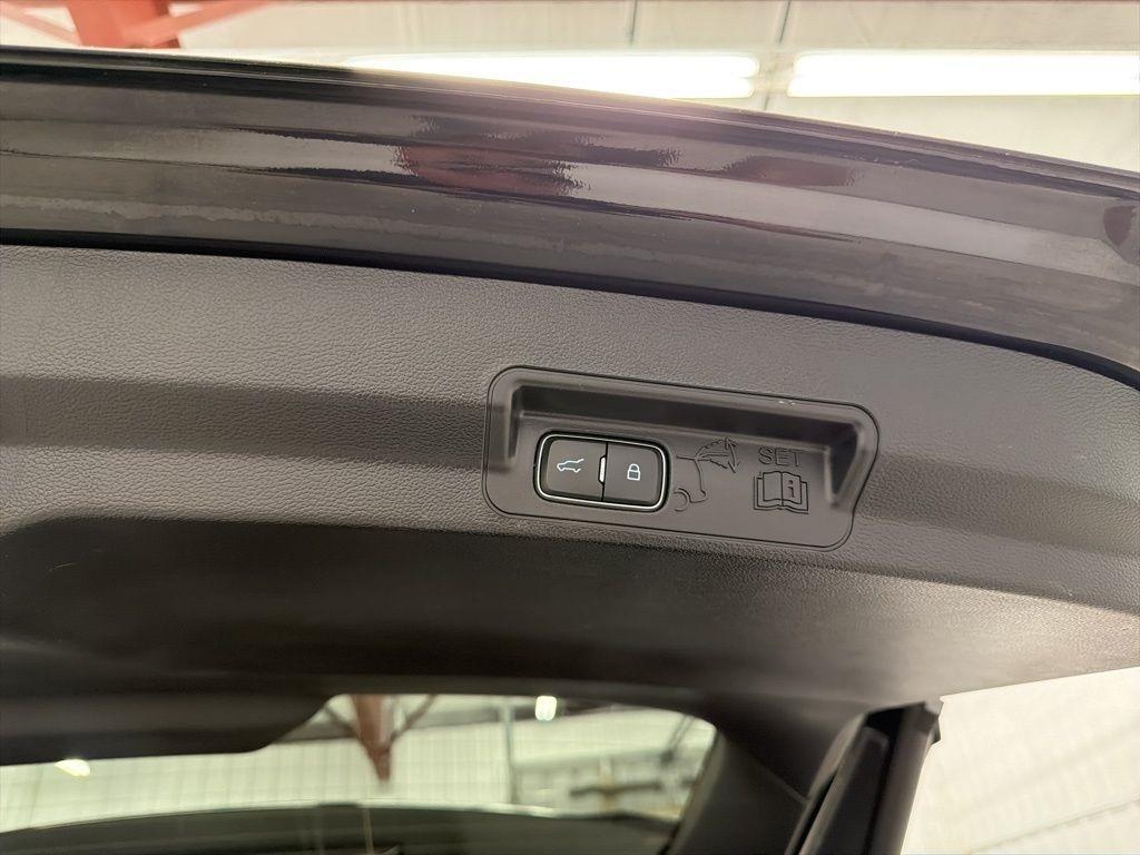 Ford Explorer XLT 4WD 2023