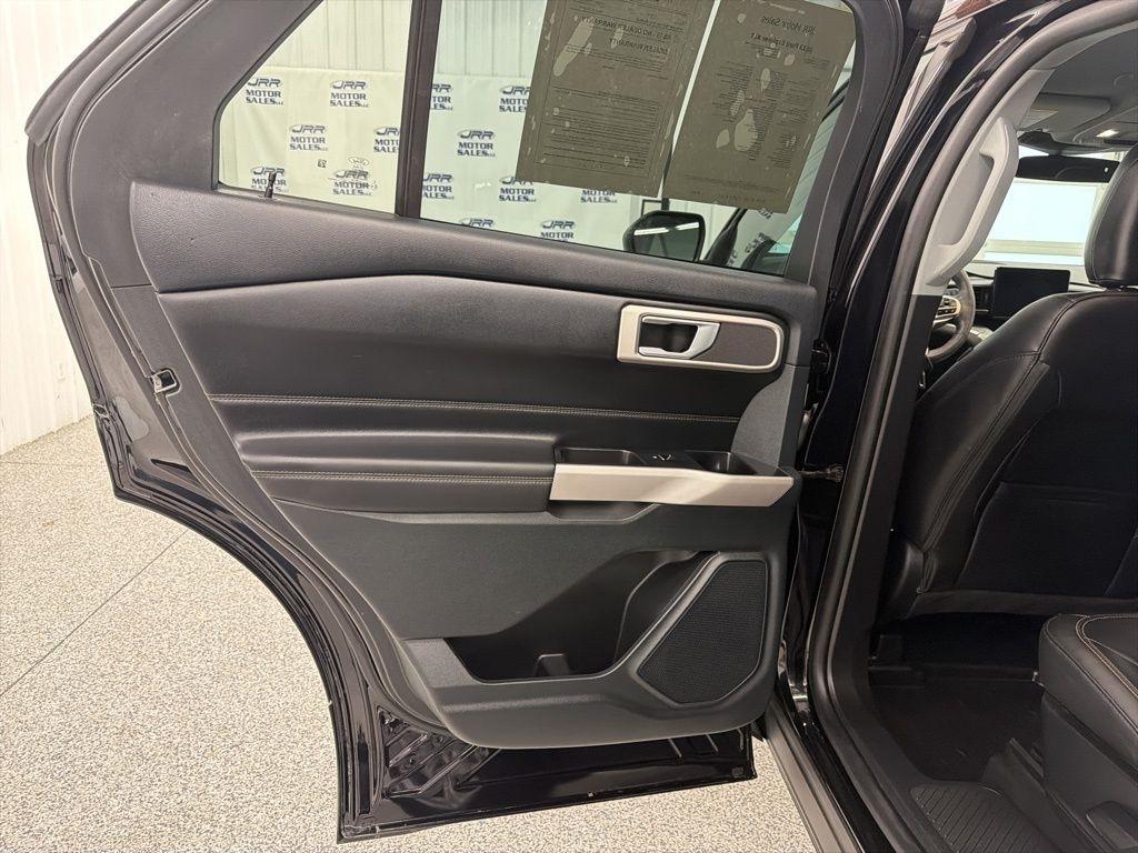 Ford Explorer XLT 4WD 2023