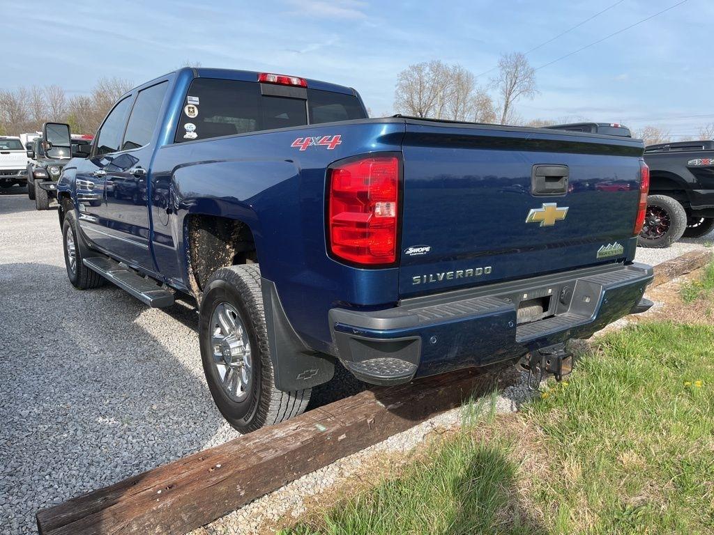 Chevrolet Silverado 3500HD Built After Aug 14 4WD Crew Cab 153.7" High Country 2015