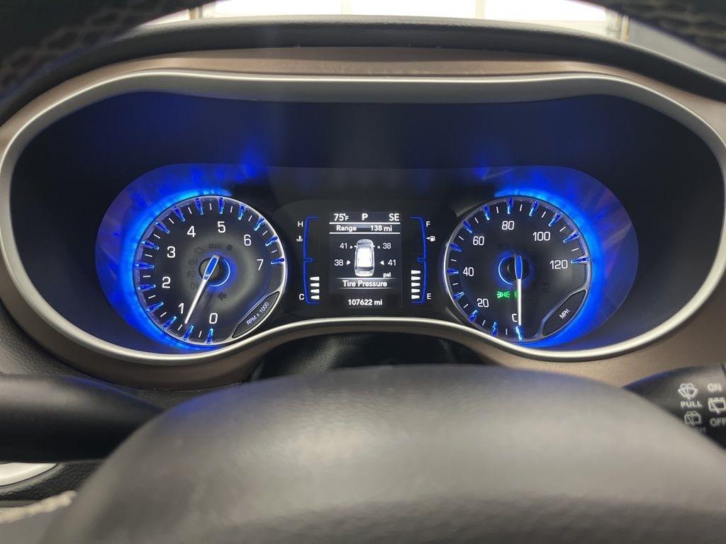 Chrysler Voyager LX FWD 2022