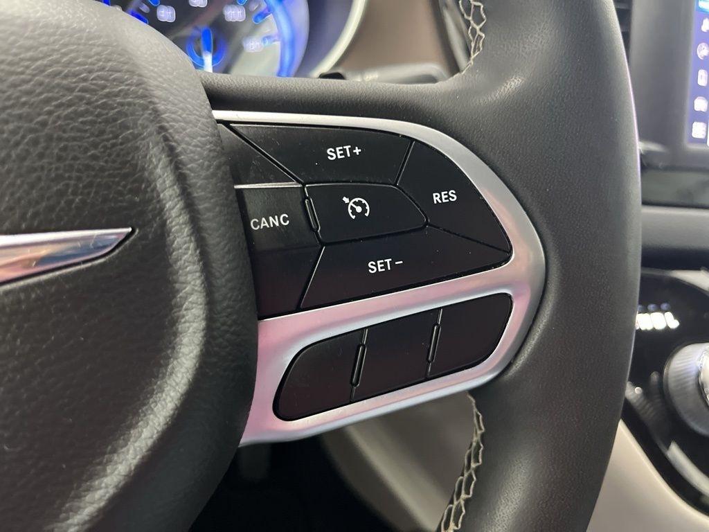 Chrysler Voyager LX FWD 2022