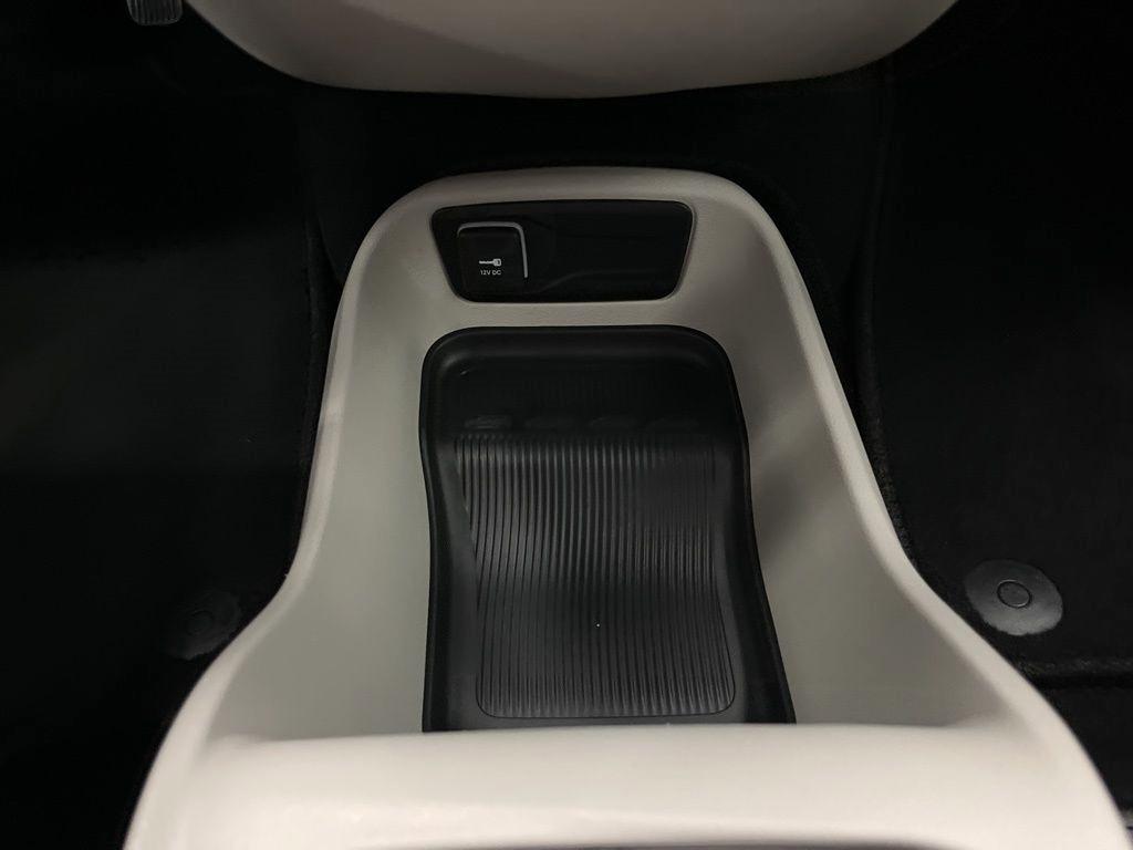 Chrysler Voyager LX FWD 2022