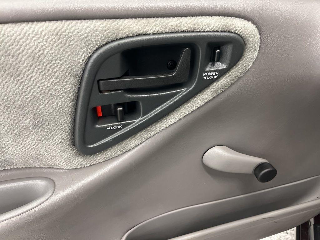 Chevrolet Beretta 2dr Cpe 1996