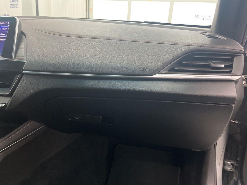 Cadillac CT4 4dr Sdn Sport 2020