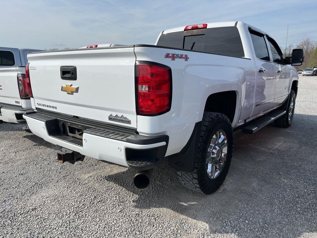 Chevrolet Silverado 2500HD 4WD Crew Cab 153.7" High Country 2016