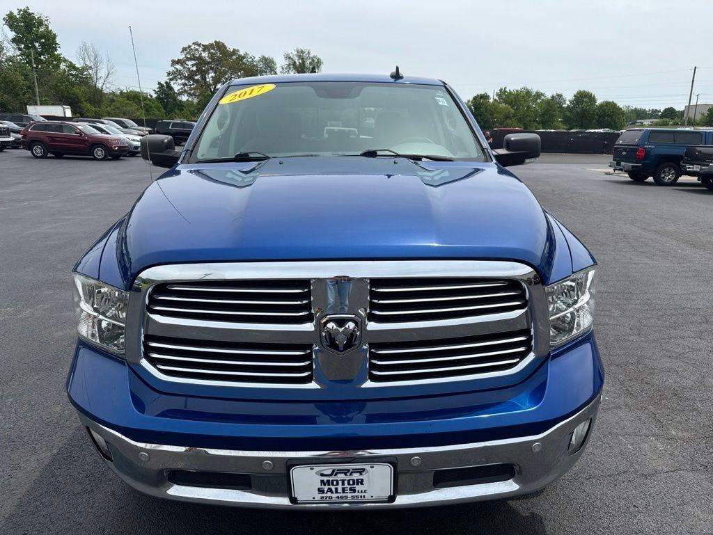 RAM 1500 Big Horn 4x4 Crew Cab 5'7" Box 2017