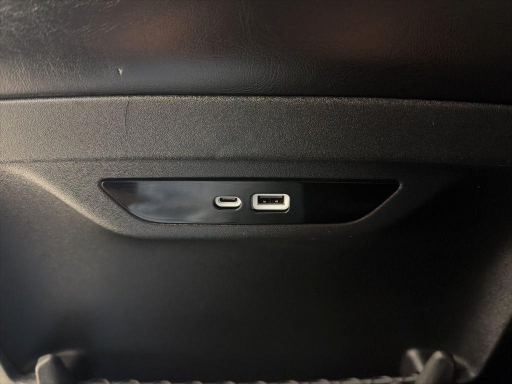 Chrysler Pacifica Select FWD 2025