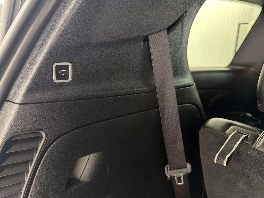 Chrysler Pacifica Select FWD 2025